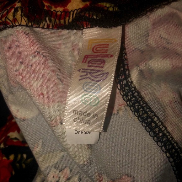 ❌SOLD❌ NWT LLR Sugar Skulls Printed Black Leggings - Picture 8 of 8